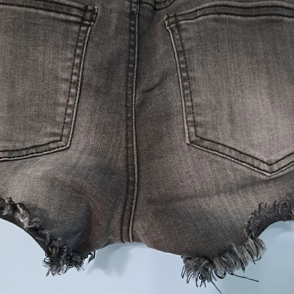 Altar'd State Distressed Henrix Raw Hem Rewash Black Summer Short Size 27